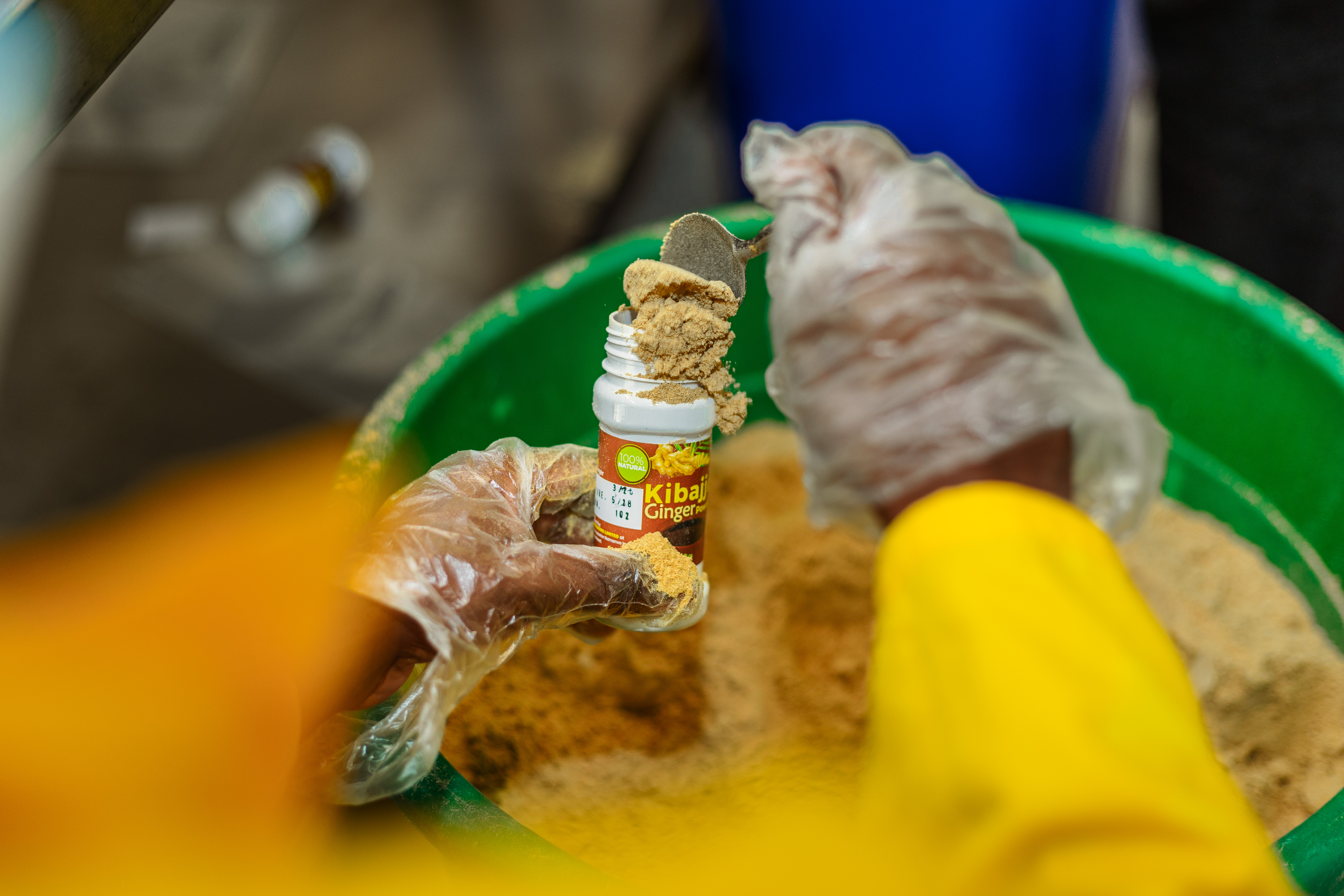 Close view of the 50g shaker Kibajjo ginger product